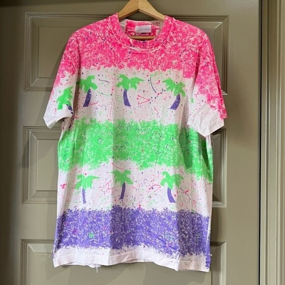VTG Surf Mania Fruit of the Loom Neon Pink, Green Palm Tree Splatter T-shirt - Picture 1 of 9